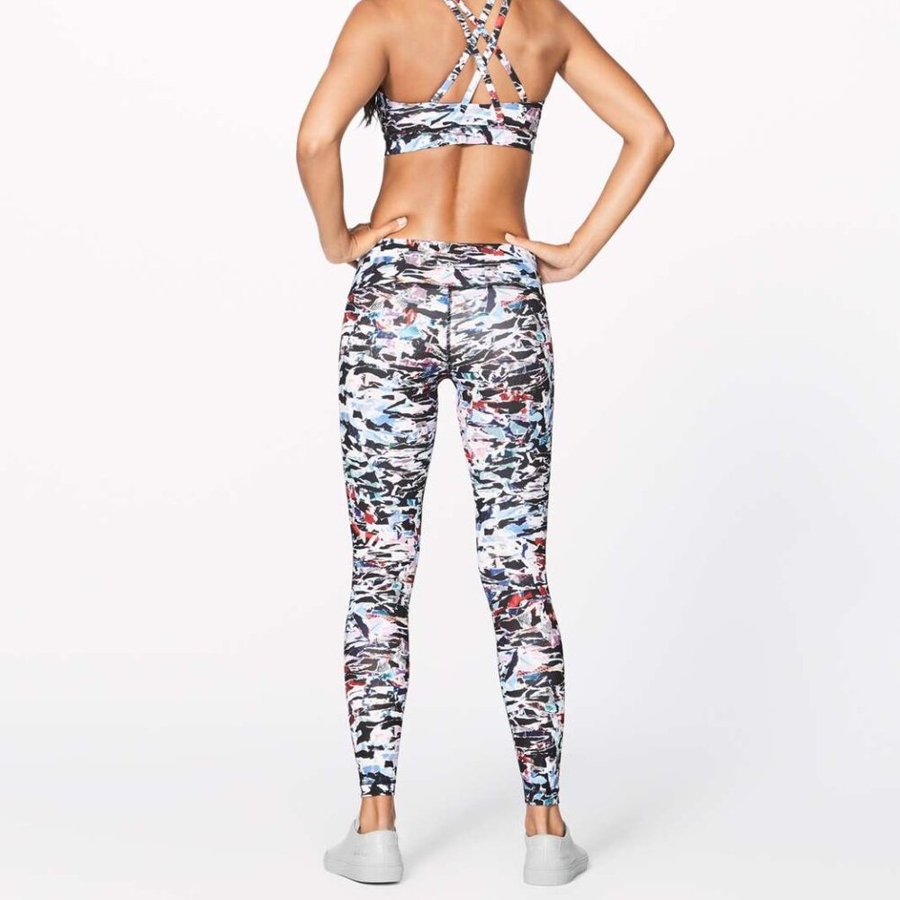 Lululemon Wunder Under Low Rise - Luxtreme 28'' Culture Clash Multi Black Size 4